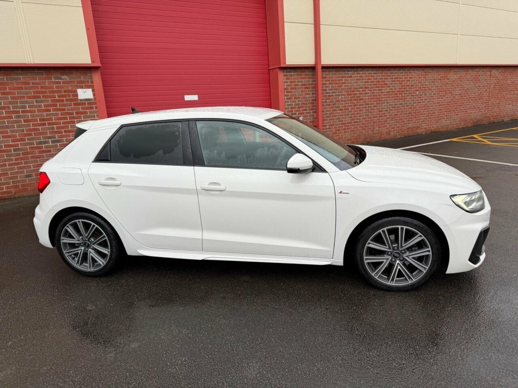 Audi A1 Hatchback PX73OPD White #3