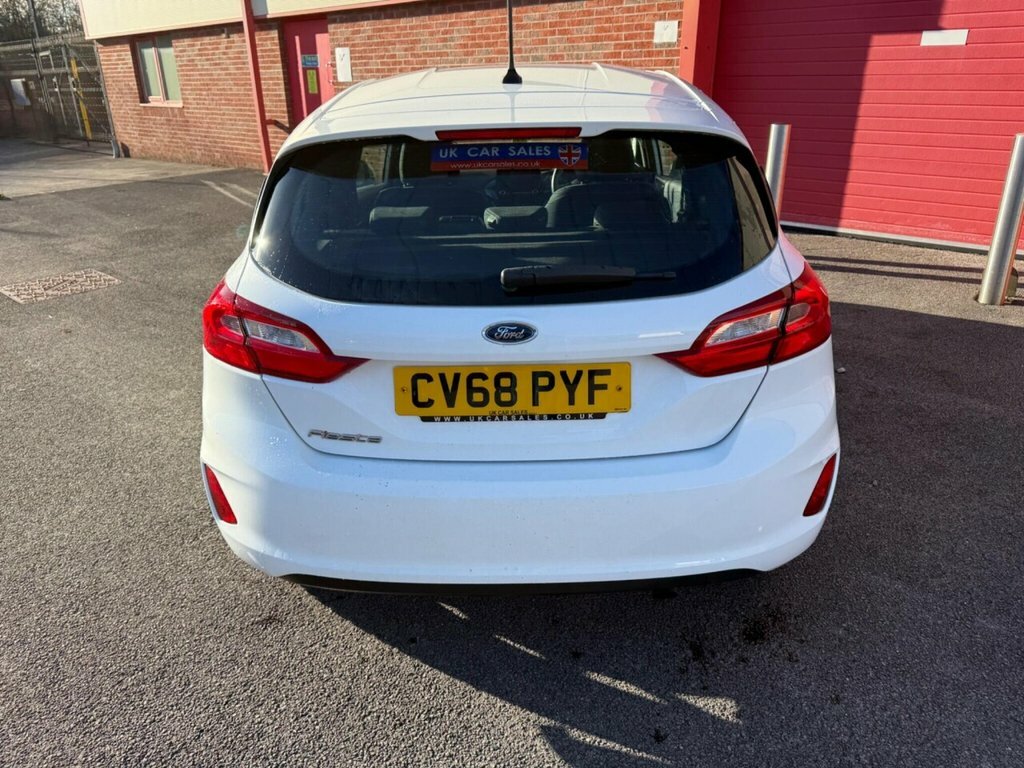 Ford Fiesta Fiesta Zetec T CV68PYF White #3