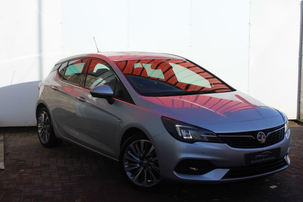 Vauxhall Astra Hatchback DT69OEJ Silver #5