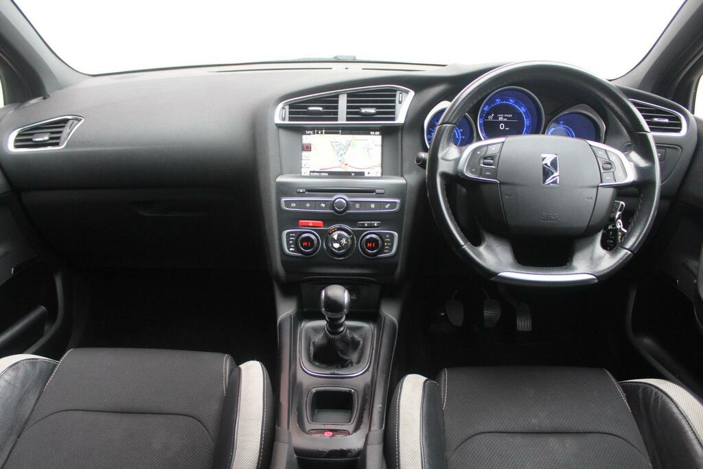 Citroen DS4 Hatchback LC15WGM White #3