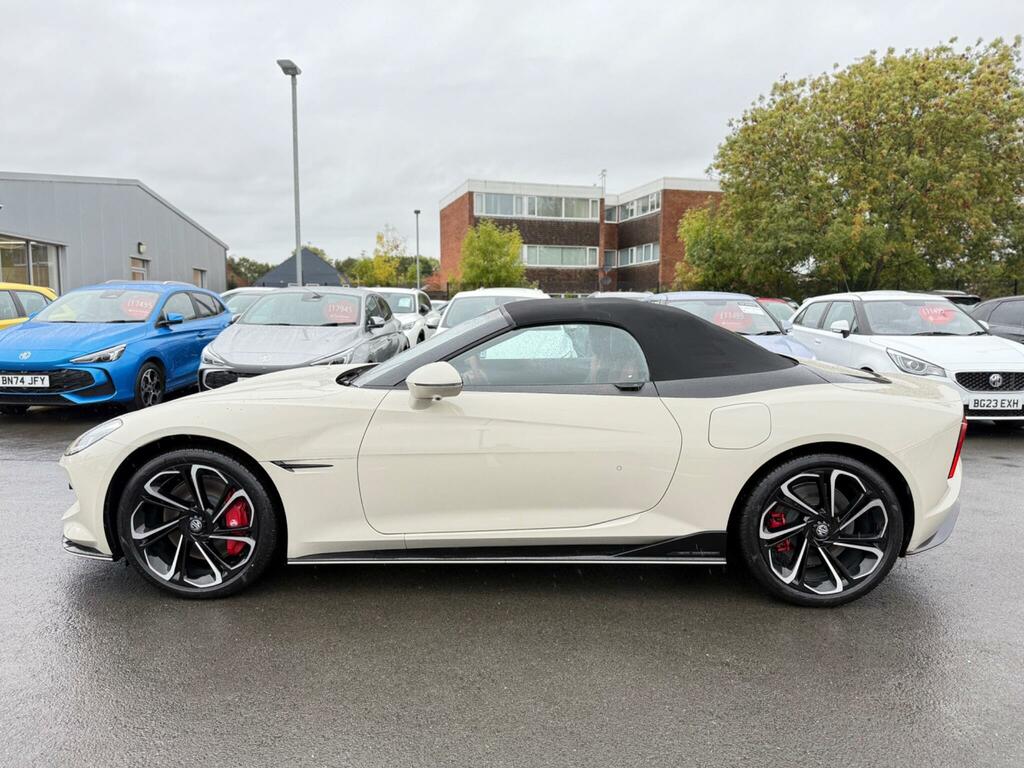 MG Cyberster Dual Motor 77Kwh Gt 4Wd White #4