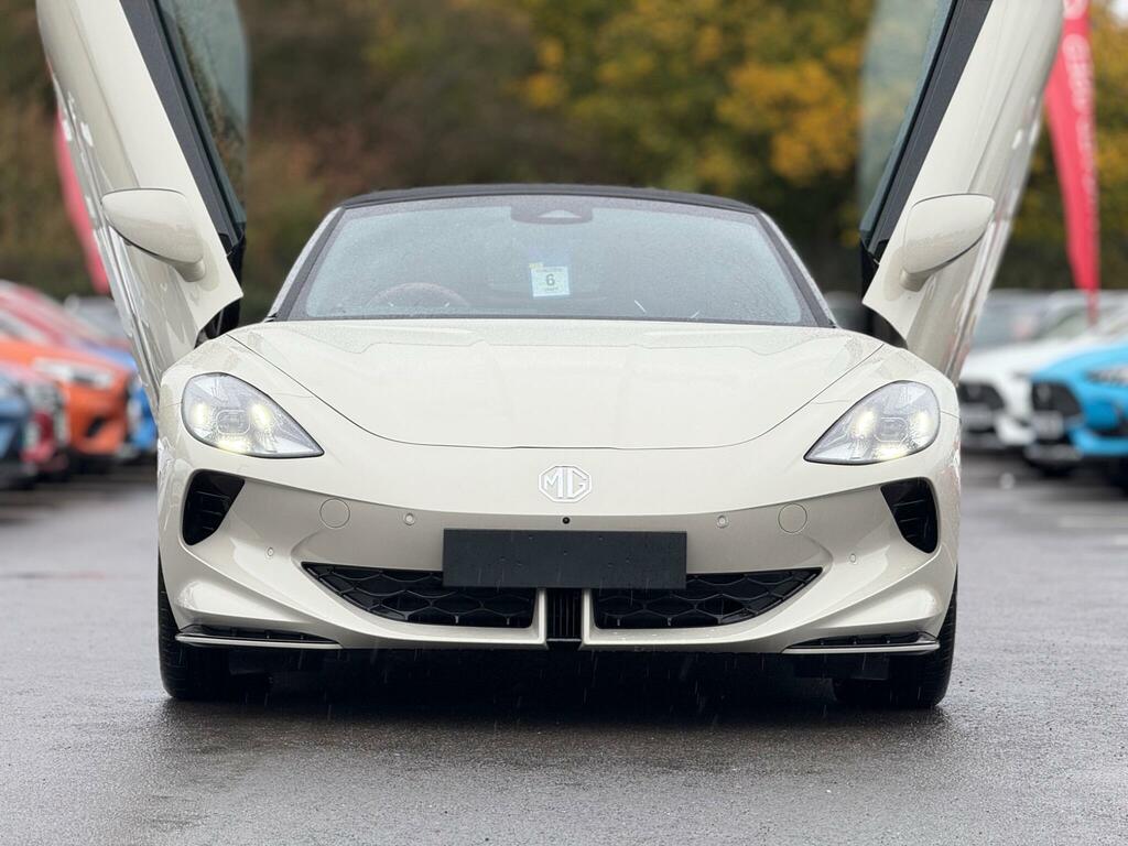 MG Cyberster Dual Motor 77Kwh Gt 4Wd White #6