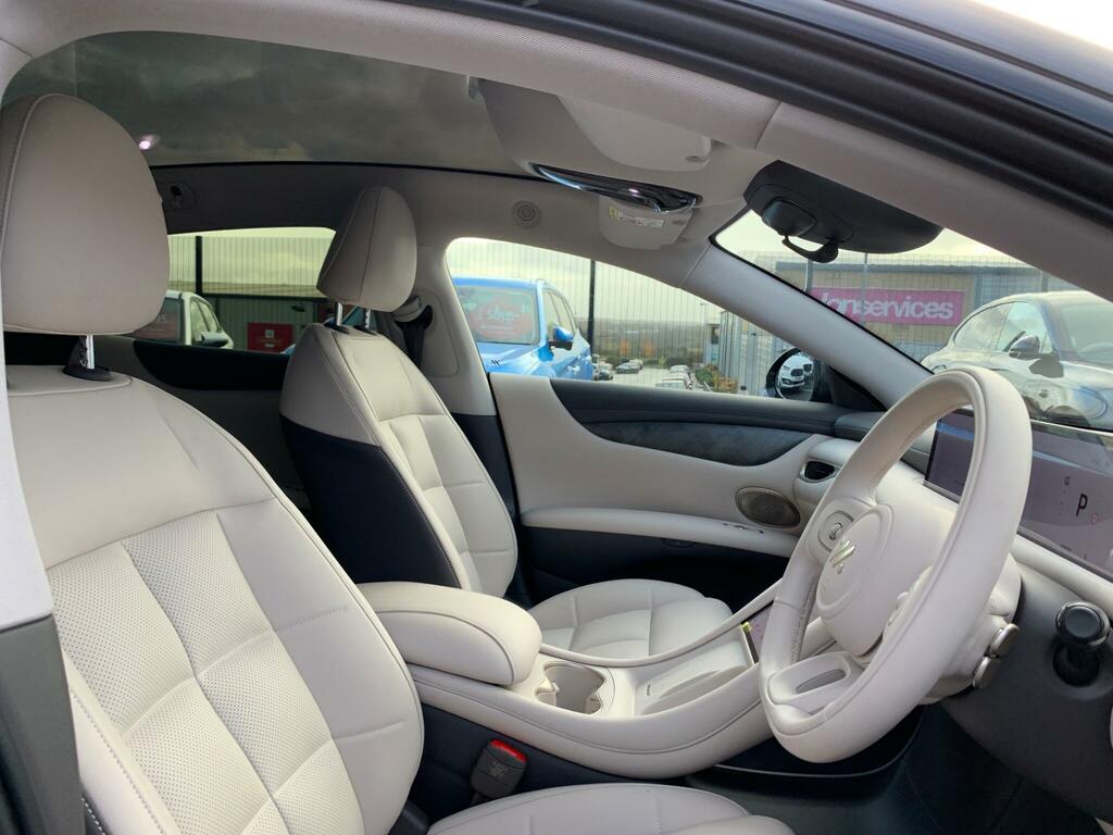 MG IM5 100Kwh Performance Saloon 4Wd Grey #2