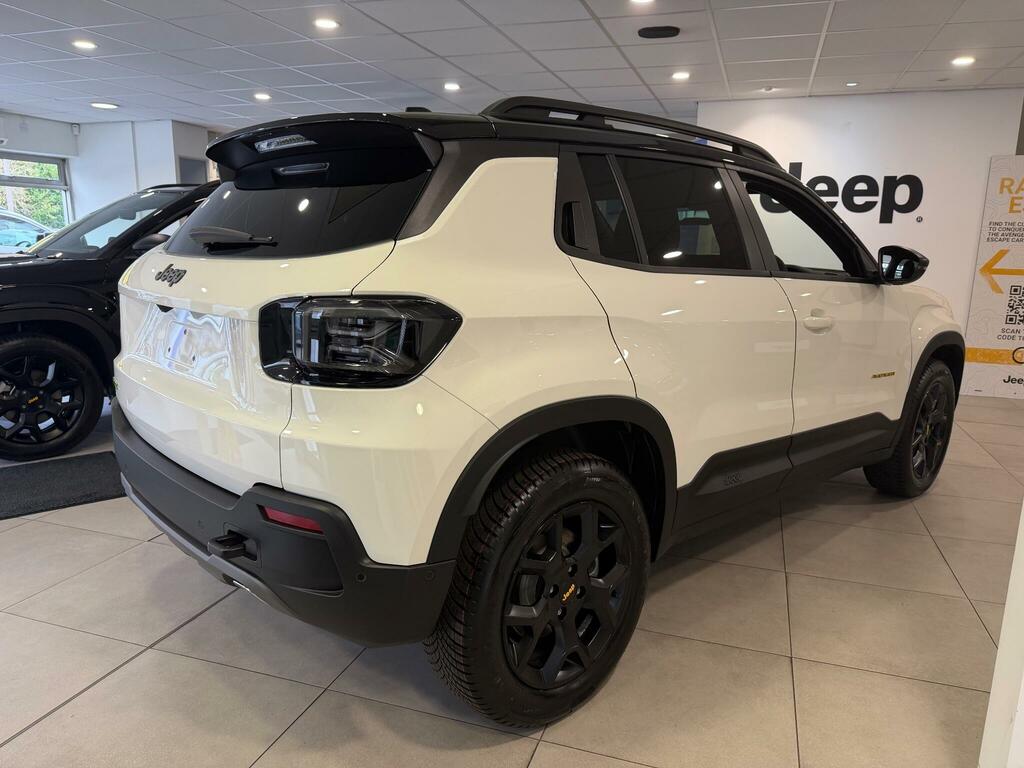 Jeep Avenger 1.2 E-hybrid Mhev The North Face Dct E-awd Euro 6 White #4