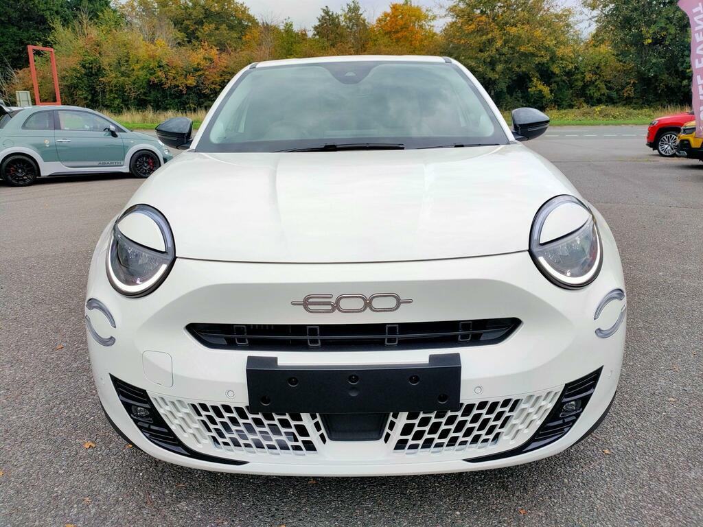 Fiat 600 1.2 Mhev La Prima E-dct Euro 6 Ss  White #4