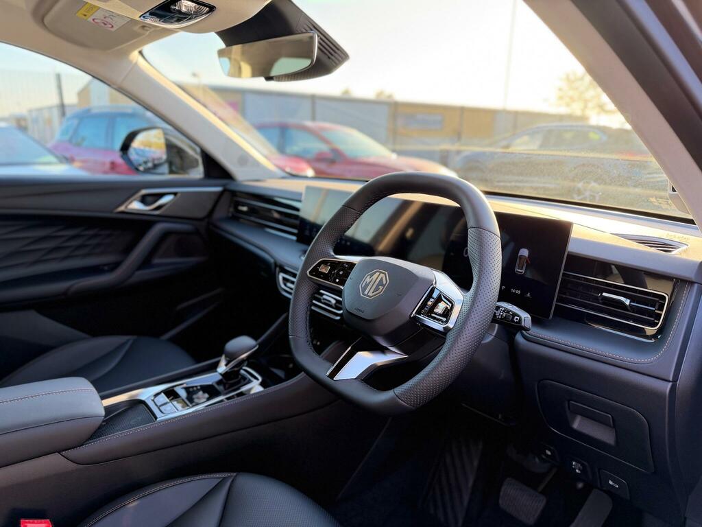 MG HS 1.5 T-gdi 24.7Kwh Trophy Euro 6 Ss  Black #2