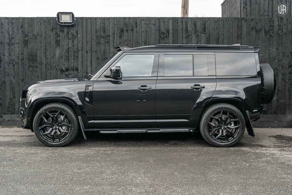 Land Rover Defender 110 3.0 D350 Mhev X-dynamic Hse Hard Top Suv Diese Black #3