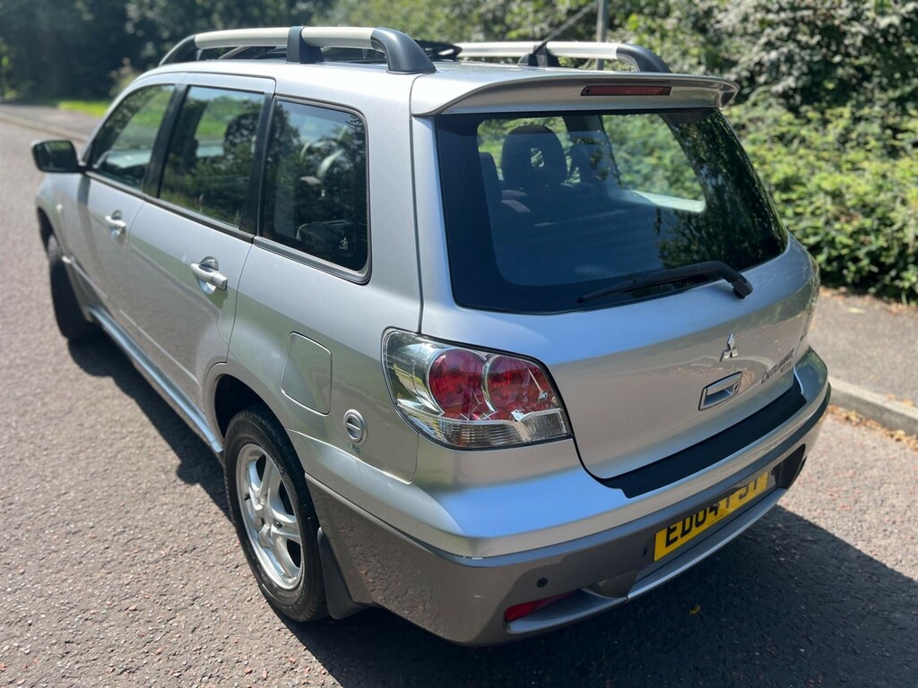 Mitsubishi Outlander 2.4 Mivec Equippe Silver #13