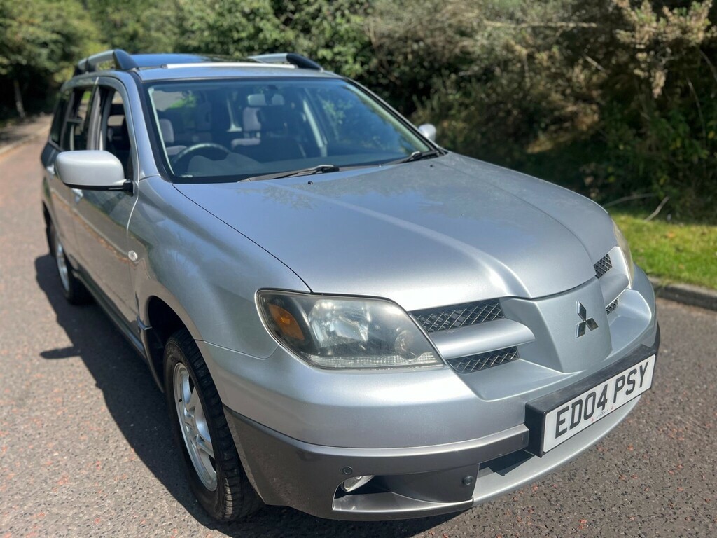 Mitsubishi Outlander 2.4 Mivec Equippe Silver #2