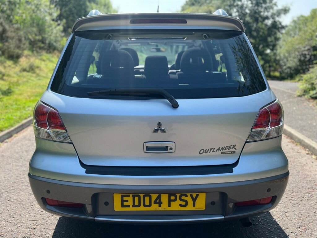 Mitsubishi Outlander 2.4 Mivec Equippe Silver #14