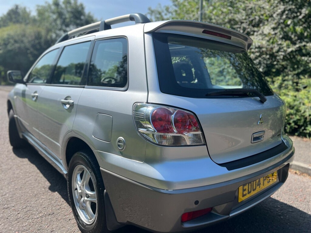 Mitsubishi Outlander 2.4 Mivec Equippe Silver #12