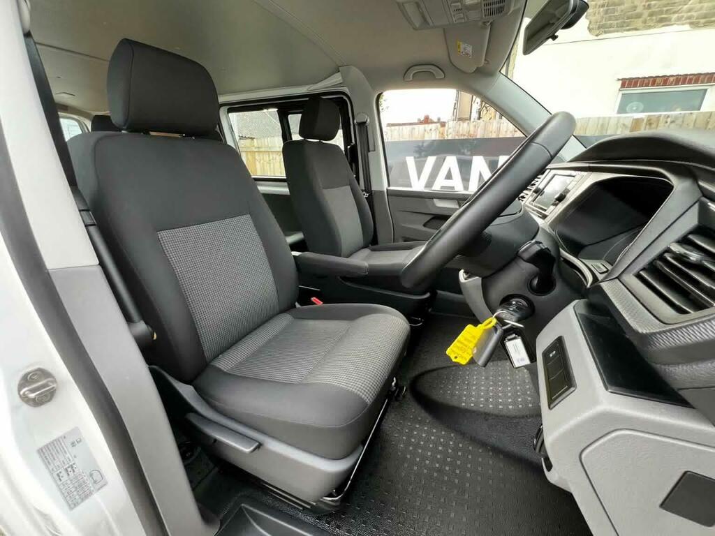 Volkswagen E-Transporter E 110 37.3Kwh Advance Crew Van Lwb Black #14