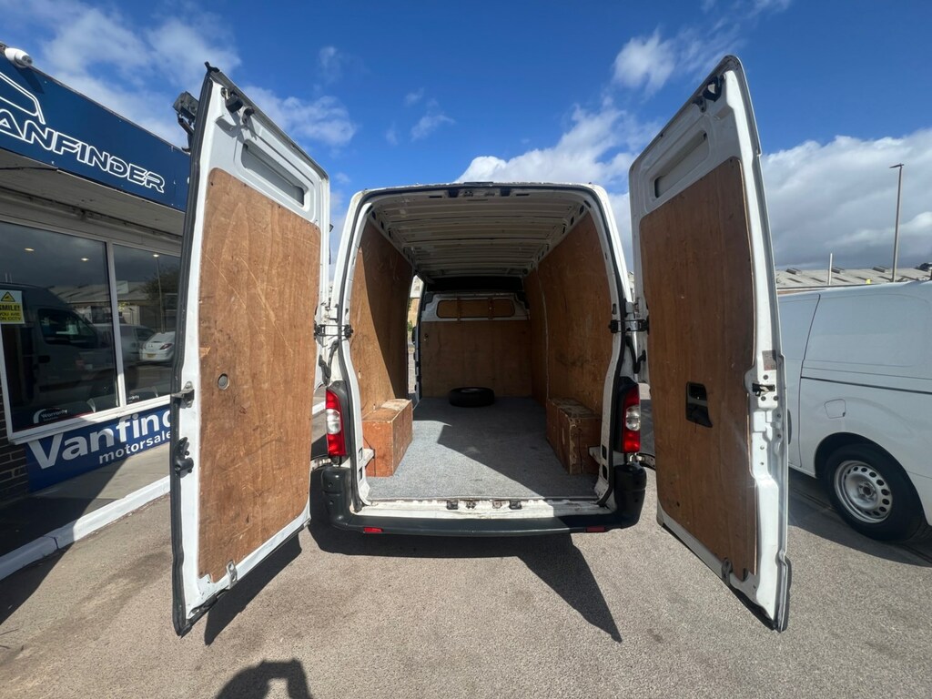 Vauxhall Movano 3500 Mwb White #12
