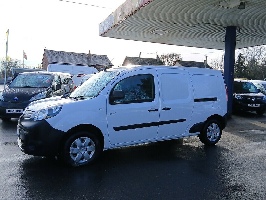 Renault Kangoo Maxi Ze 33Kwh Business Panel Van 6Dr L3 H DT18TVU White #3
