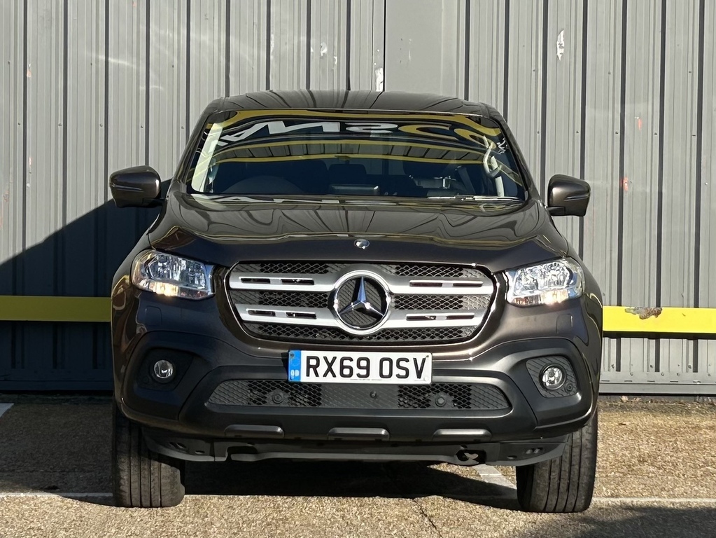 Mercedes-Benz X Class 2.3 Cdi Progressive Pickup Double Cab A Brown