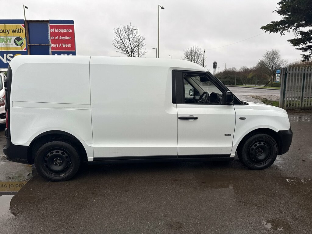 LEVC VN5 City Panel Van 1.5 Plug-in Hybrid LL71OXM White #5