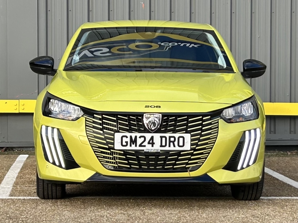 Peugeot 208 1.2 Puretech Allure Hatchback Eu Yellow