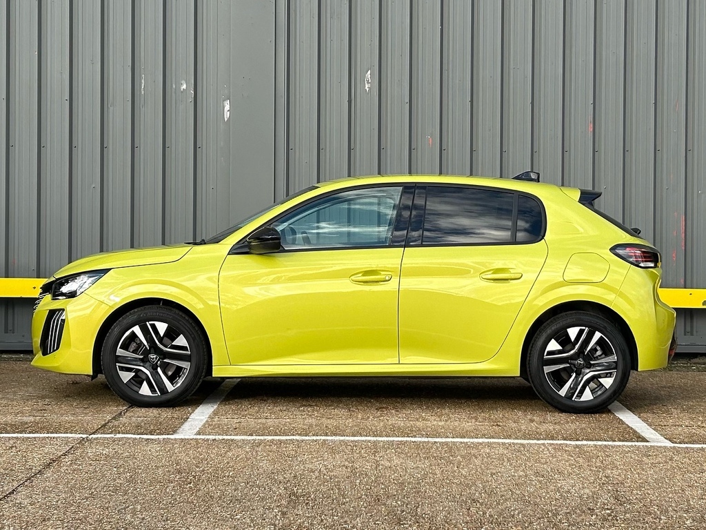 Peugeot 208 1.2 Puretech Allure Hatchback Eu GM24DRO Yellow #5