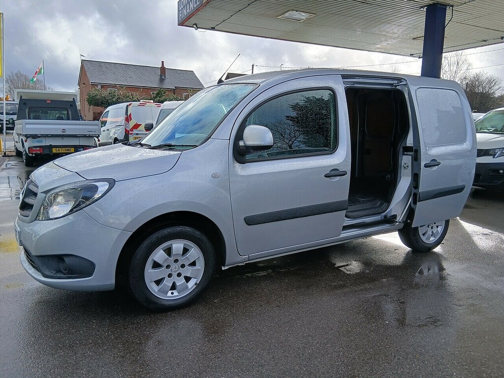 Mercedes-Benz CITAN 109 Cdi 1.5 Panel Van YB70OBZ Silver #5