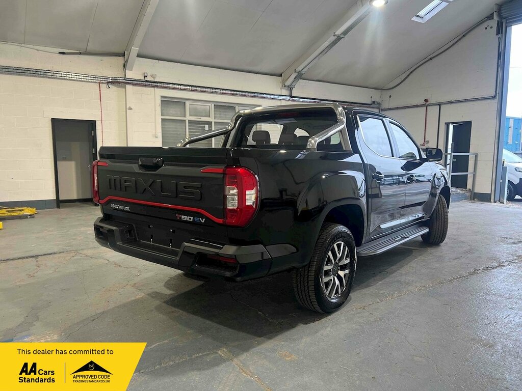 Maxus T90 Pick-up Black #3