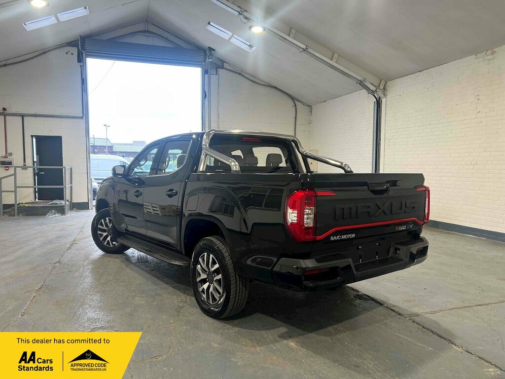 Maxus T90 Pick-up Black #5
