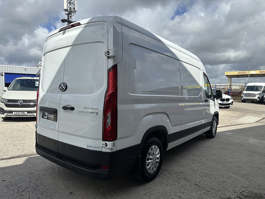 Maxus Deliver 9 Lh Lux Fwd Pv White #5