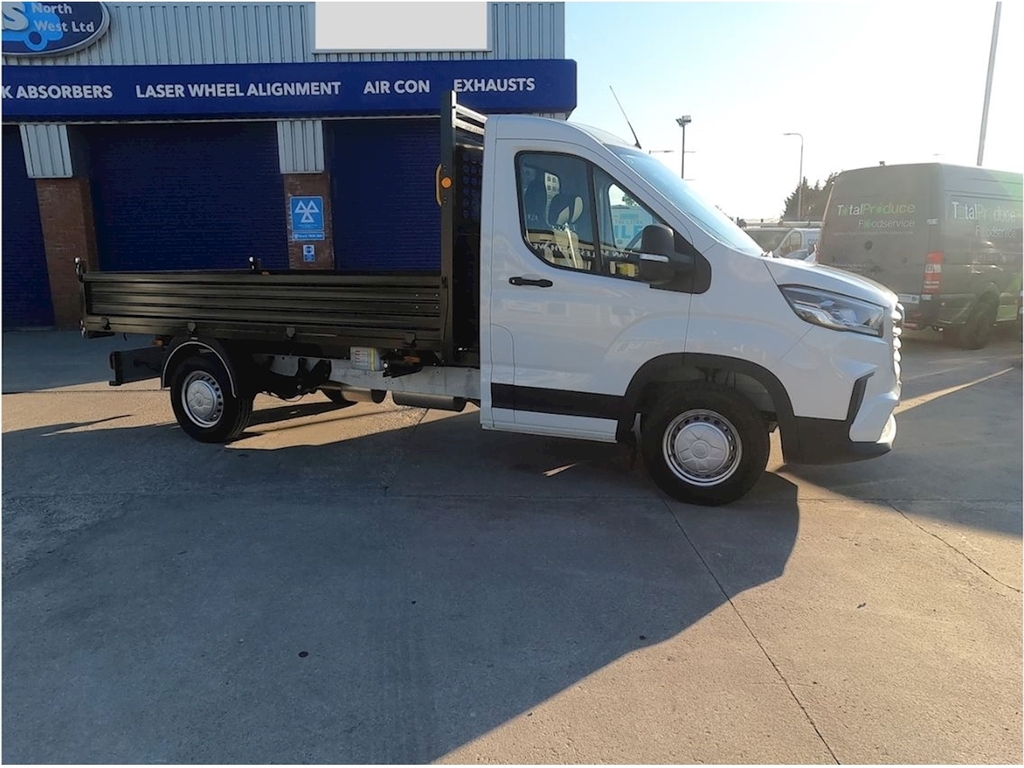 Maxus Deliver 9 Tipper White #2