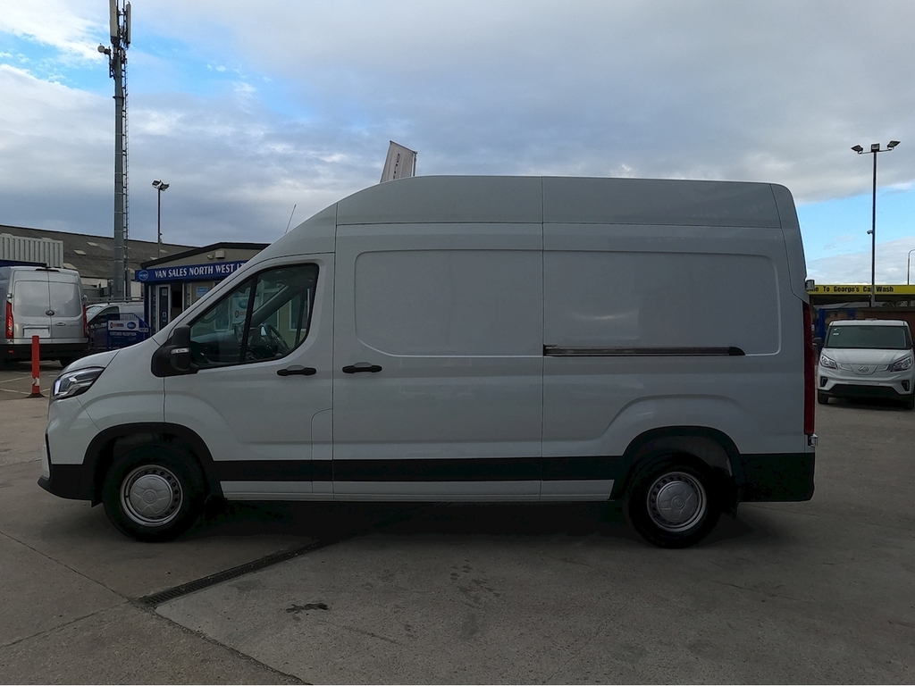 Maxus Deliver 9 Base Lxh Pv White #4