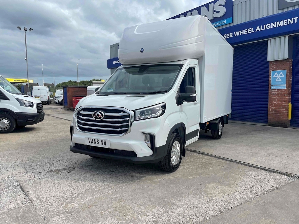 Maxus Deliver 9 Luton Lux White #3