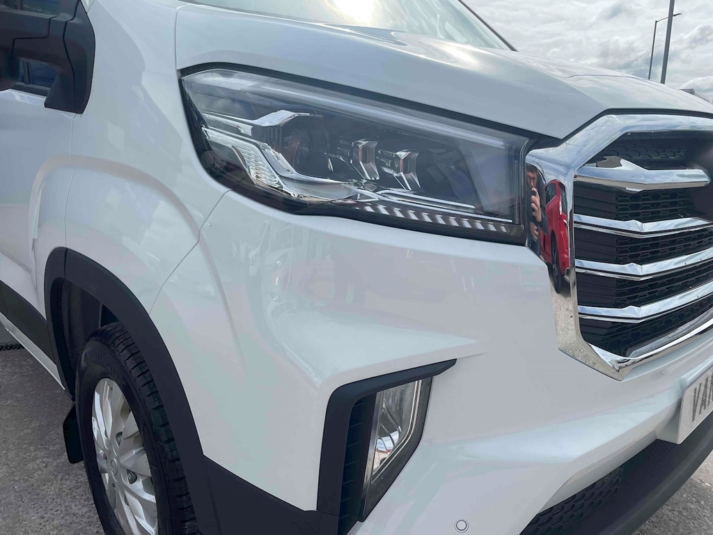 Maxus Deliver 9 Luton Lux White #6