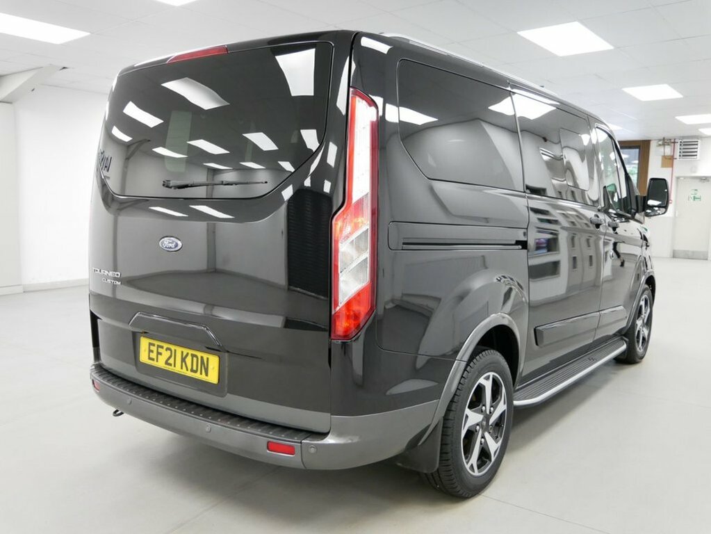 Ford Tourneo Custom 2L 2.0 320 Ecoblue Active Minibus Double Cab D EF21KDN Black #5