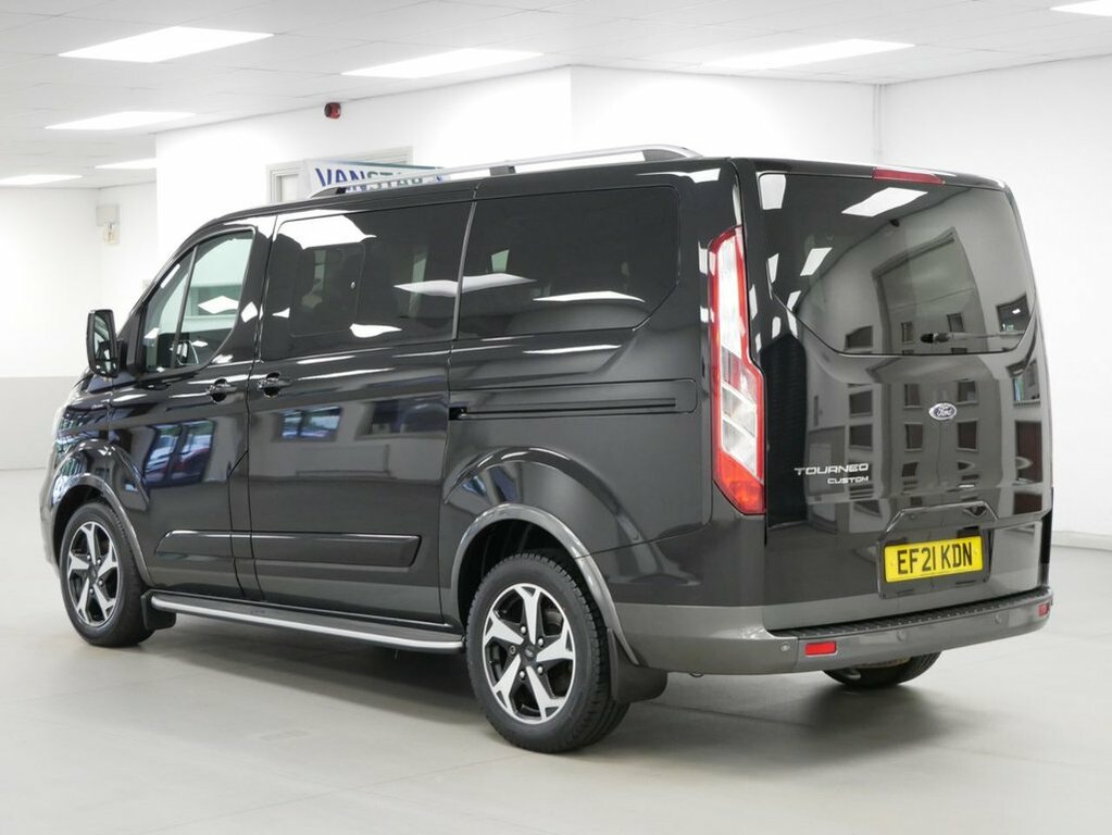 Ford Tourneo Custom 2L 2.0 320 Ecoblue Active Minibus Double Cab D EF21KDN Black #4