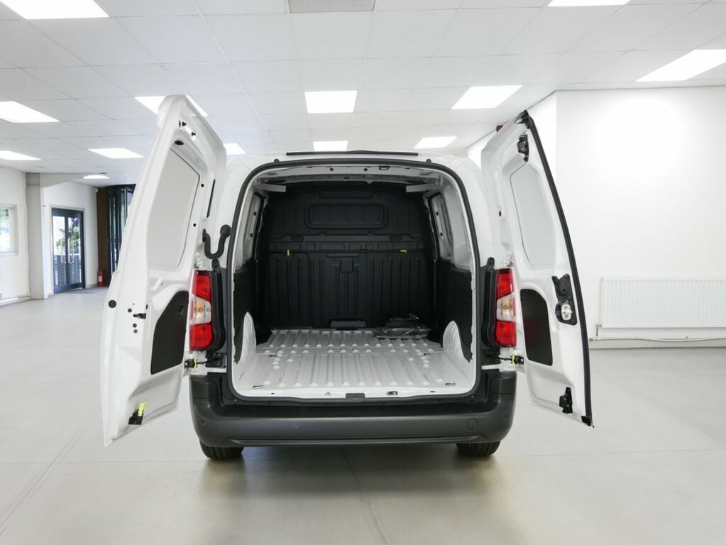 Peugeot E-Partner Mpv MD73OTL White #3