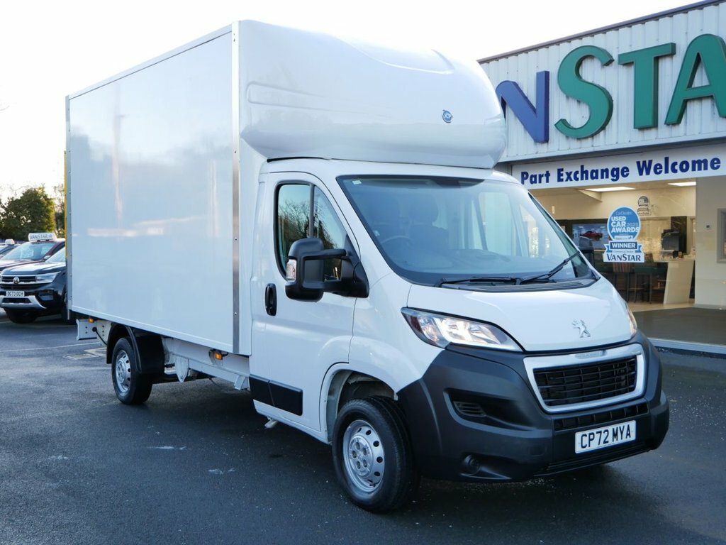 Peugeot Boxer 2.2L Bluehdi 335 Built For Business Luton Dies CP72MYA White #5