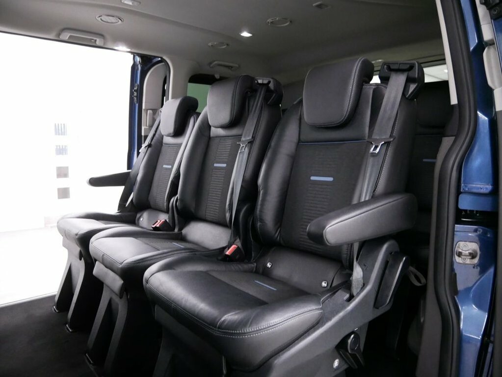 Ford Tourneo Custom 2L 2.0 320 Ecoblue Active Minibus Double Cab D FG71KNC Blue #4