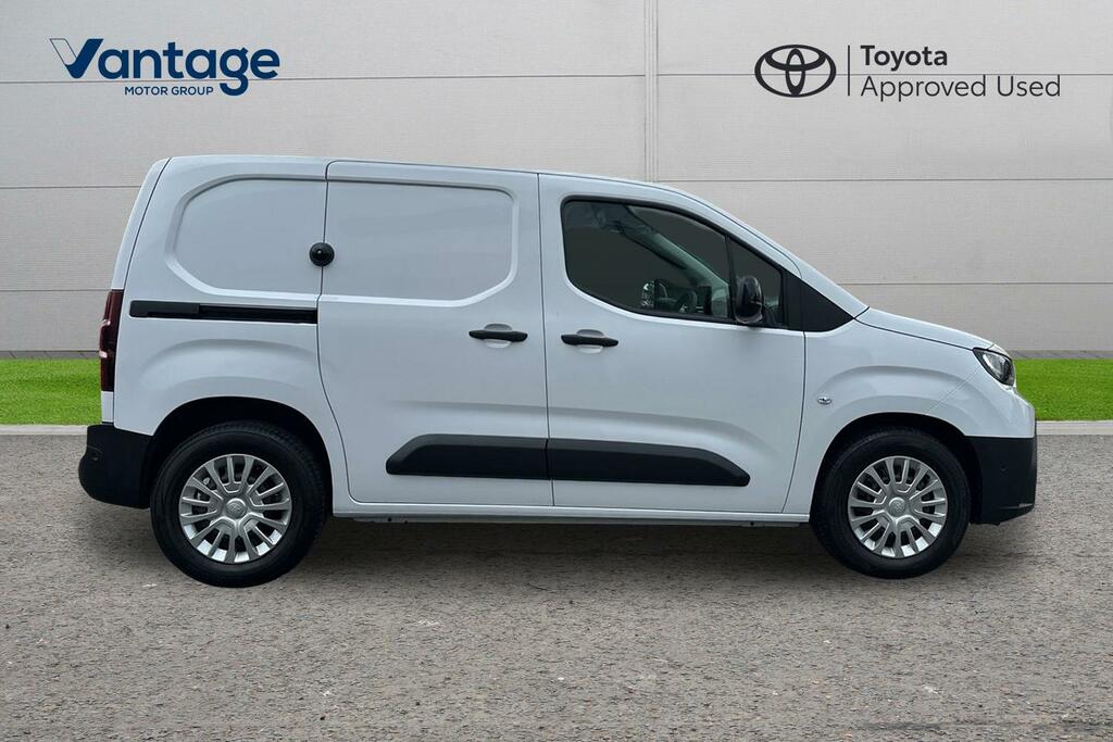 Toyota Proace City 50Kwh Icon Short Panel Van Swb 6Dr YA25BBU White #2
