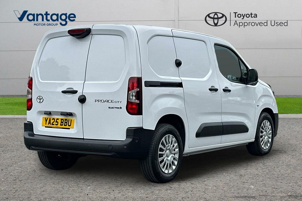 Toyota Proace City 50Kwh Icon Short Panel Van Swb 6Dr YA25BBU White #3