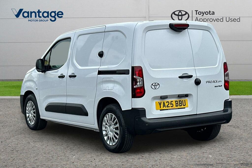 Toyota Proace City 50Kwh Icon Short Panel Van Swb 6Dr YA25BBU White #5