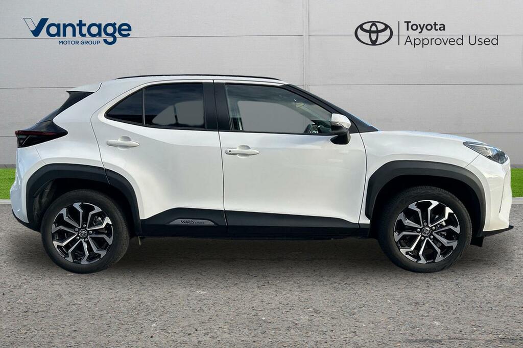 Toyota Yaris Cross 1.5 Vvt-h Design E-cvt Euro 6 Ss RO73YJP White #2