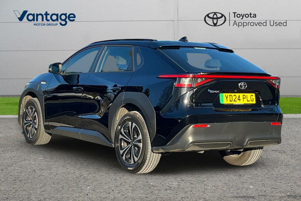Toyota bZ4X 71.4Kwh Pure Suv 7Kw Obc 204 YD24PLG Black #5