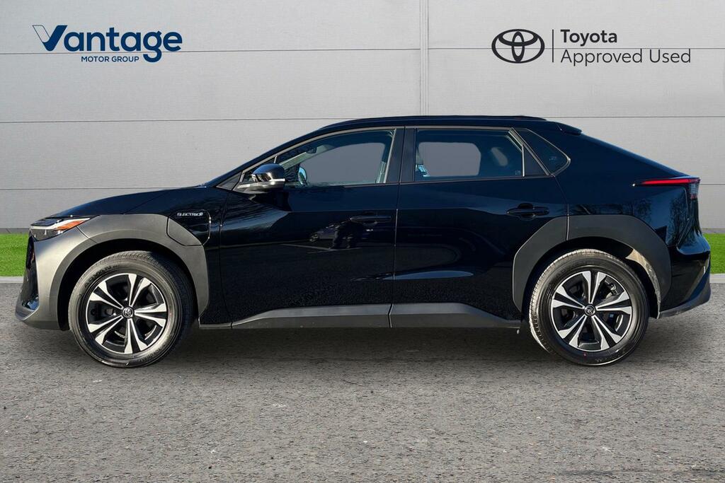 Toyota bZ4X 71.4Kwh Pure Suv 7Kw Obc 204 YD24PLG Black #6