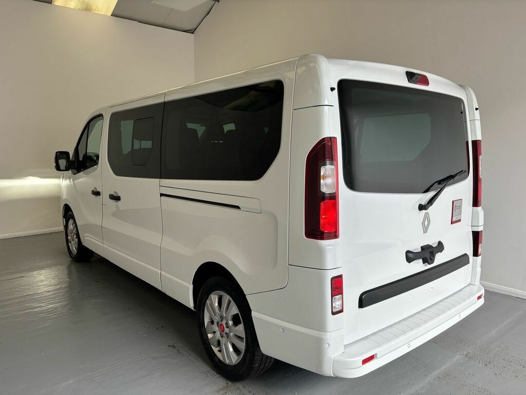 Renault Trafic Red Edition L2 H1 2.0L Blue Dci 150Ps RR26TRR White #2
