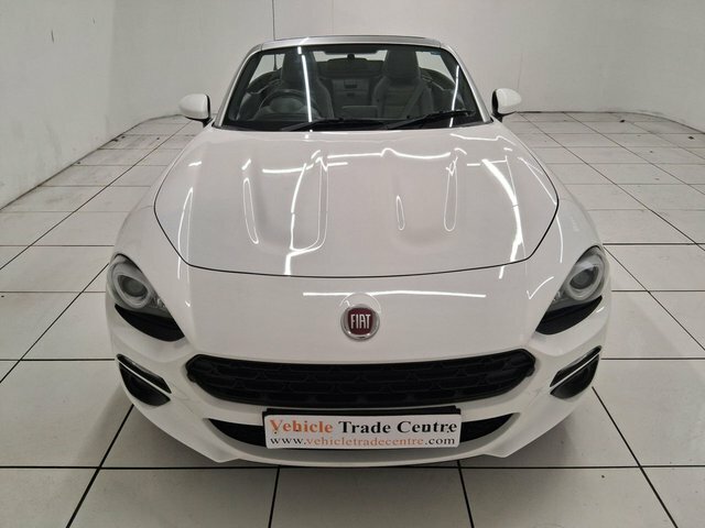 Fiat 124 Spider 1.4 Multiair Lusso Convertible Euro 6 NJ67DPK White #3