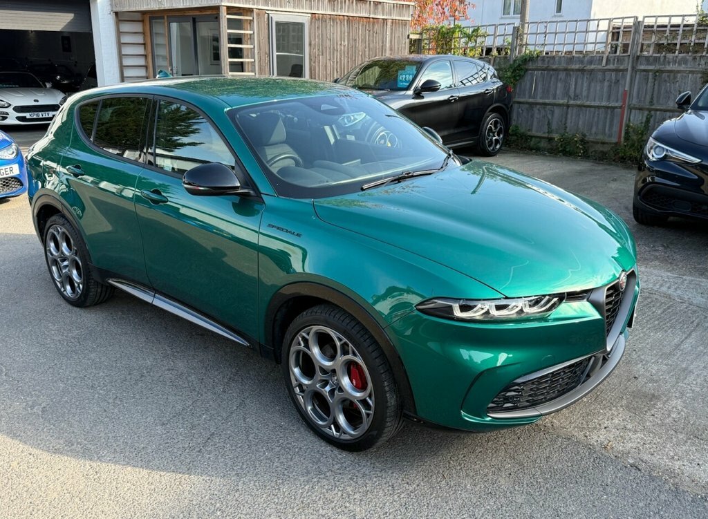 Alfa Romeo Tonale Suv Green