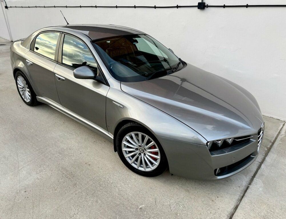 Alfa Romeo 159 Estate Red #1