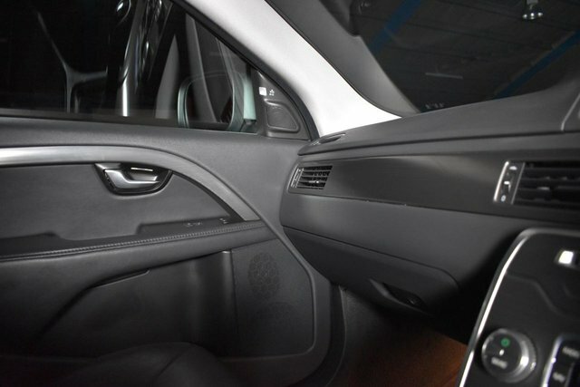 Volvo XC70 D5 215 Se Lux  #35