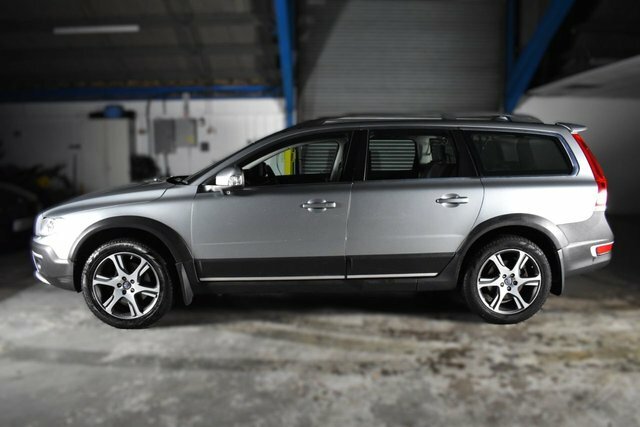 Volvo XC70 D5 215 Se Lux  #16