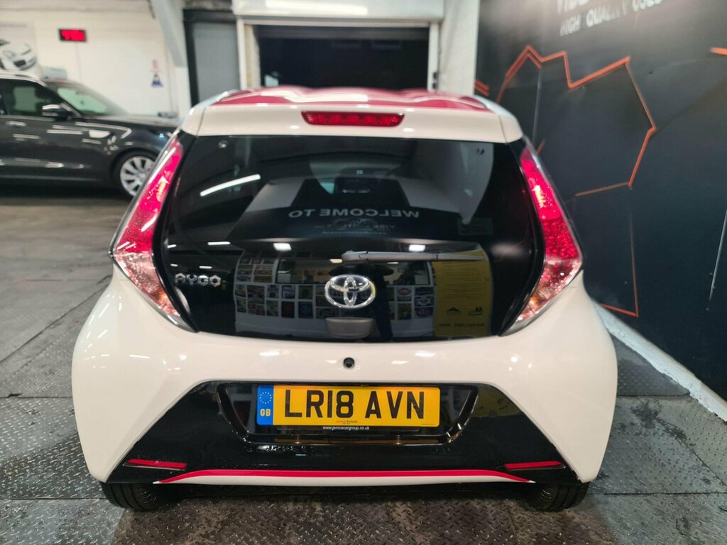 Toyota Aygo 1.0 Vvt-i X-press X-shift Euro 6 White #5