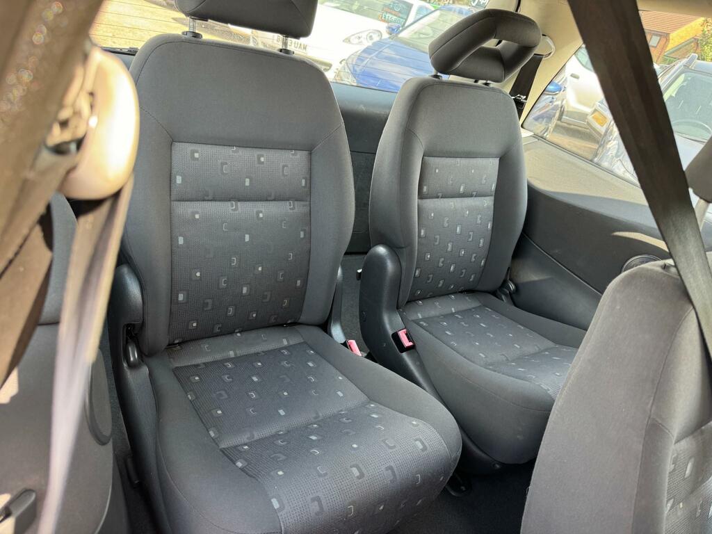 Volkswagen Sharan S Silver #21