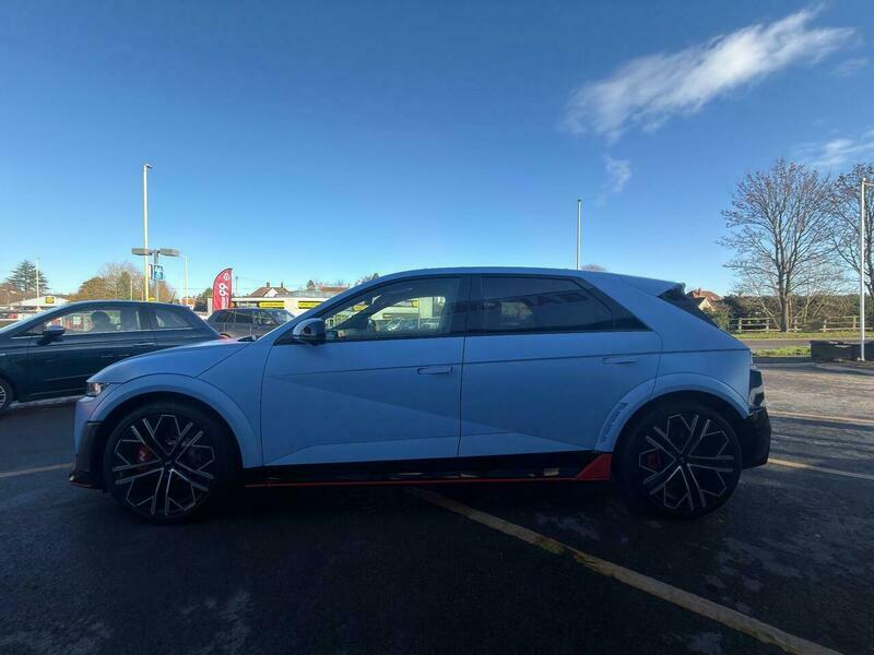 Hyundai Ioniq Hatchback #4